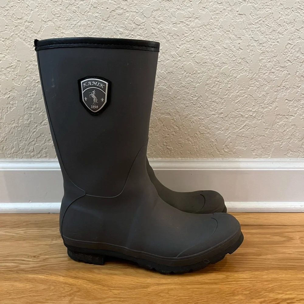 Kamik Gray Rain Boots - Picture 2 of 6